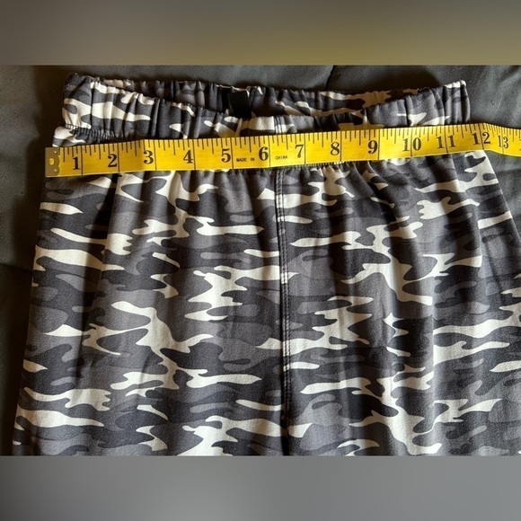 M/L - Just Cozy Leggings - Picture 2 of 5